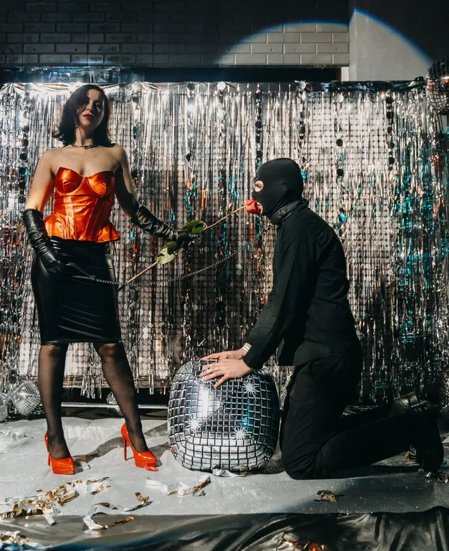 Disco Glam — 26