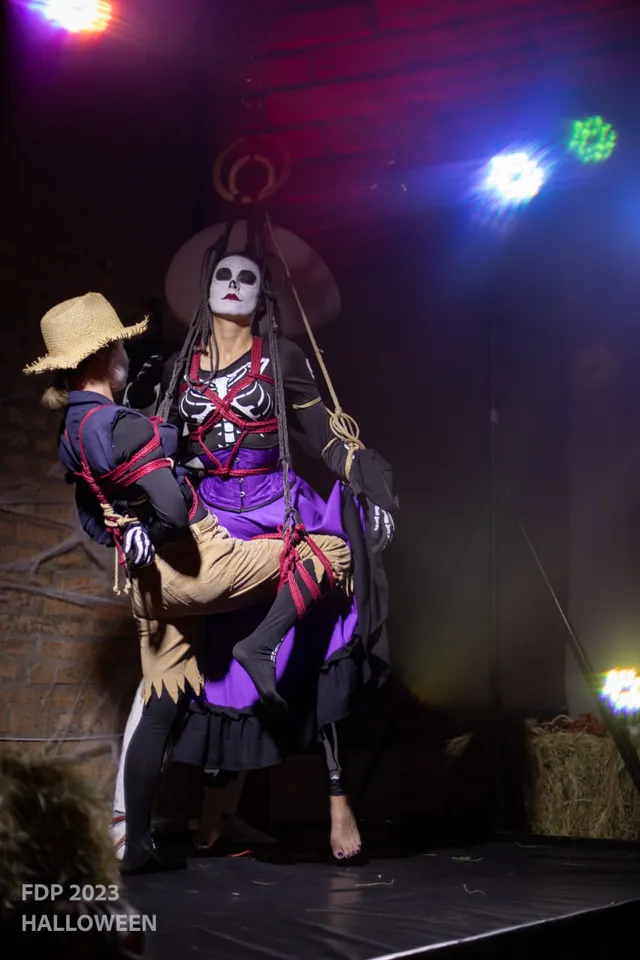 Gothic Halloween — 16