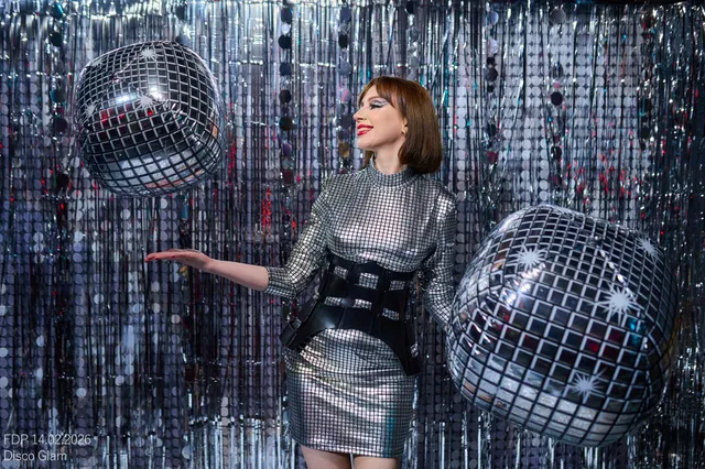 Disco Glam — 34